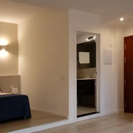Beach Apartment *